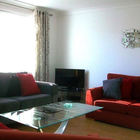 Вилла Number 8 With Free Parking Bury St. Edmunds Экстерьер фото