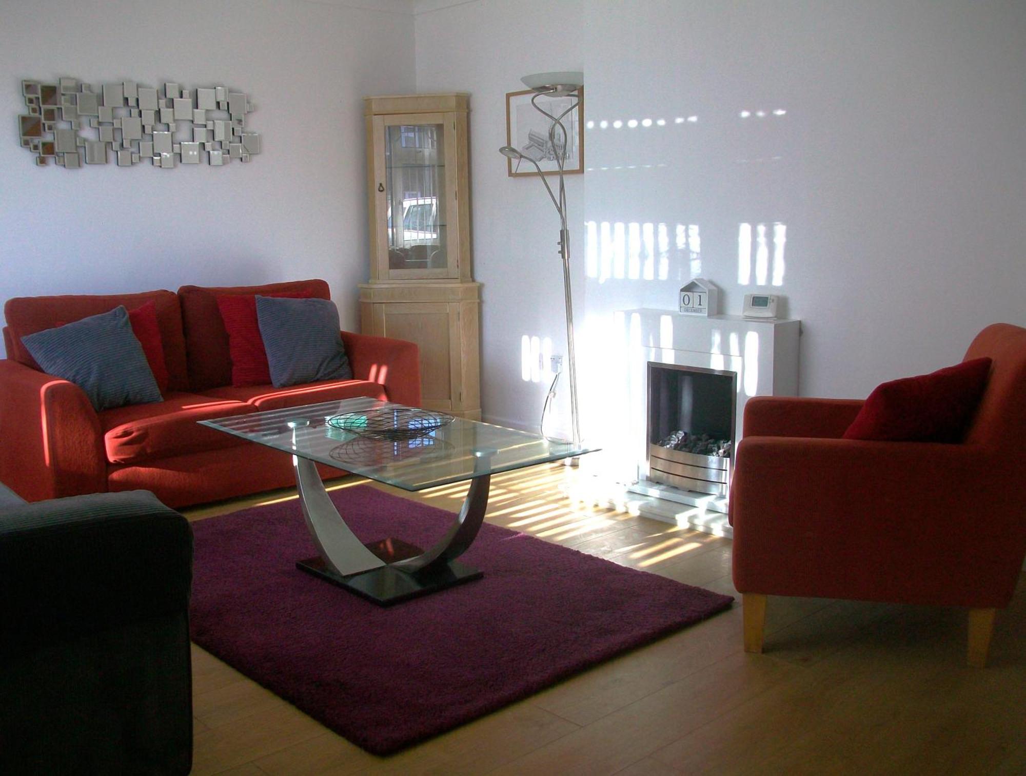 Вилла Number 8 With Free Parking Bury St. Edmunds Экстерьер фото